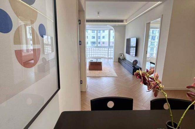 2Bedrooms with Floor heating nearby 'ZhongShan Park ' CBD 18k