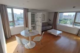 2BR，Next to Subway & Malls, Key, New, Clean,High quality, 8.4K