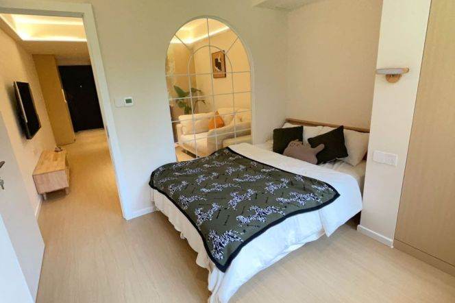 Modern&Cozy 1Br/2Lr/1Bt@L2/11 Jiangsu Rd Station 