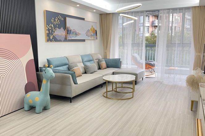 Yili Rd metro/2br2bt/central AC/floor heat/oven