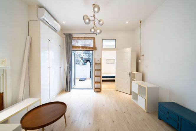 Nice 1Br with private Yard @Yuyuan Rd