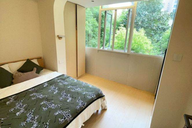 Modern&Cozy 1Br/2Lr/1Bt@L2/11 Jiangsu Rd Station 