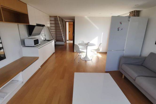 2BR，Next to Subway & Malls, Key, New, Clean,High quality, 8.4K