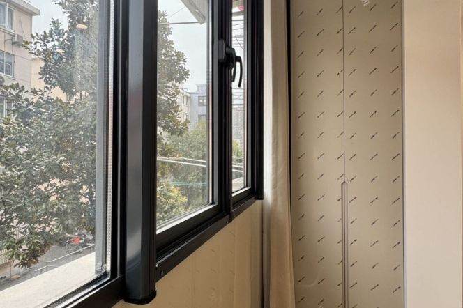 Spacious 1Br+ All south | Suzhou Creek | Zhongshan Park metro L2/3/4 | 8.4K