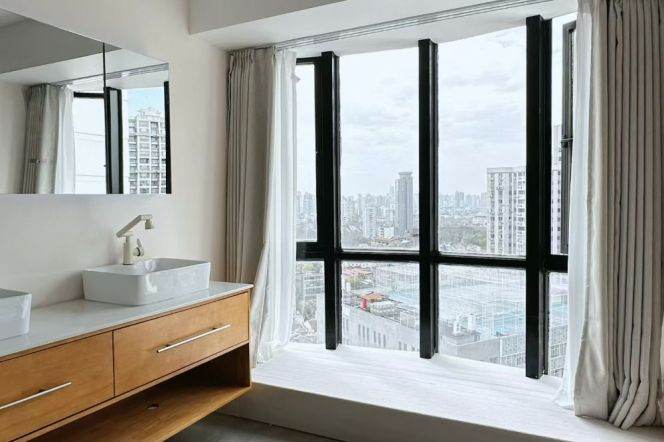 Good Value 170sqm 3Beds Close to Metro@Jiashan Road