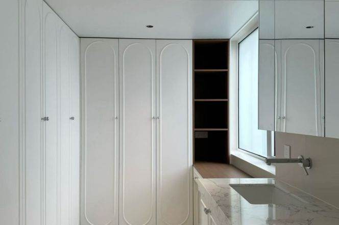 Suzhou River View Apartment, 190 sqm, super large 2-bedroom with terrace