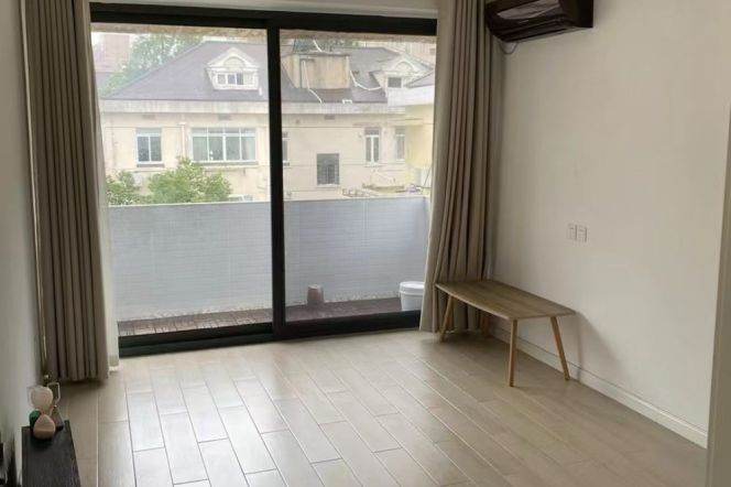 Cozy 4br-2bath with Balcony @Jiaotong University
