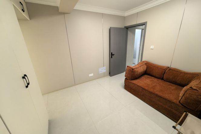 1BR near line 4 and 18 convenient to Fu'dan University can long and short term lease