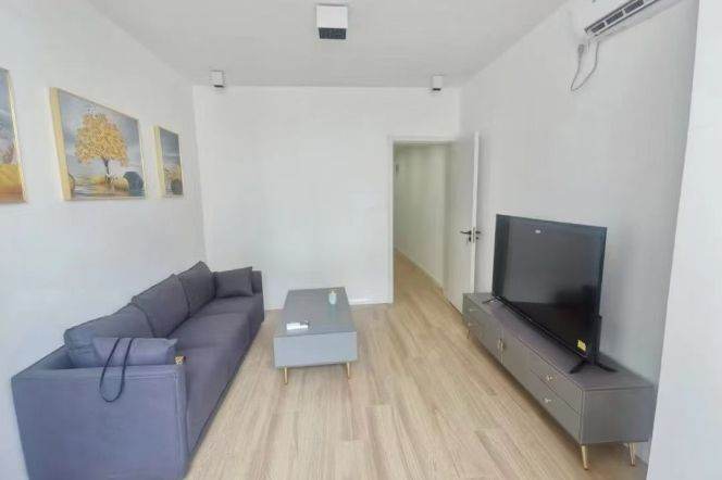 Modern 1br Nr jingan temple M2/7