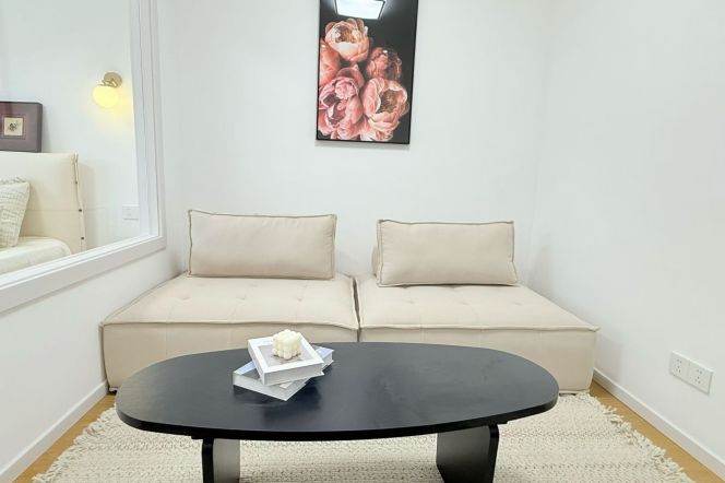 Brand new 1br Nr Jiashan road M9/12