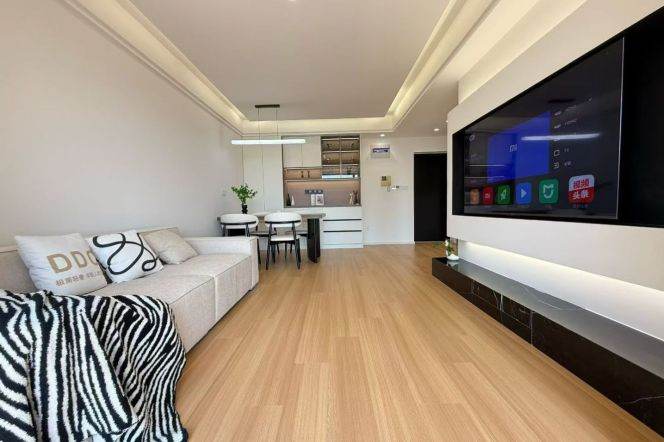 loushanguan rd station one bedroom