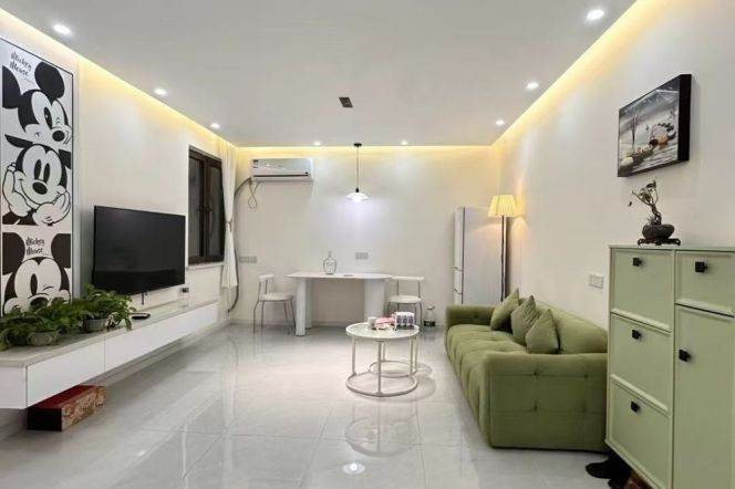 Tongchuan rd/elevator 2br 1lr/double south/high floor@L14/15