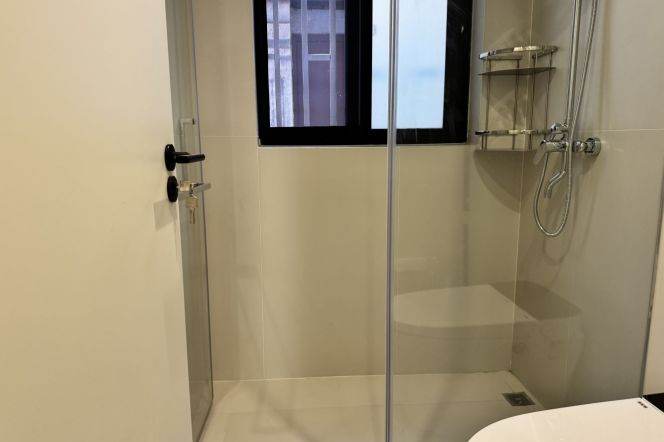 Cozy lane house 1br Apt | Changping rd metro L7 | High ceilings +Big yard 9.6K