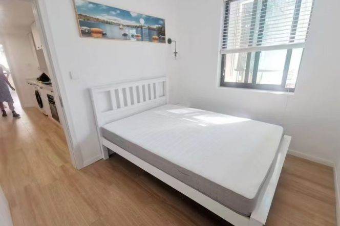 Modern 1br Nr jingan temple M2/7