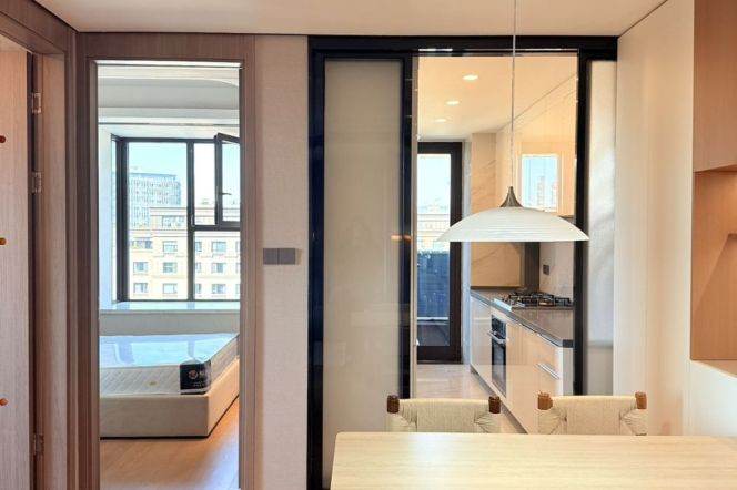 Middle Longhua Rd metro/3br2bt/central AC/floor heat/oven