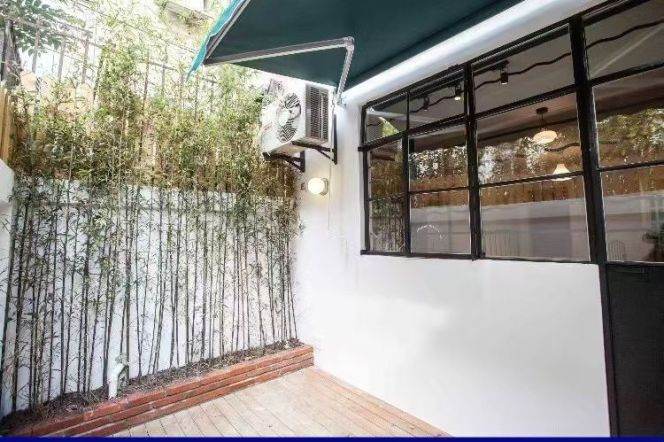 Modern 1br & private backyard/oven @Jiaotong Univer & Line 3/4/10