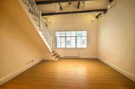  Unique 1br old house @West Nanjing Rd M2/12/13 