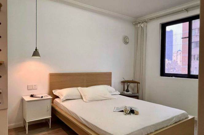 Jiaotong uni/spacious 2br 2lr/elevator/brand furniture/bright room@L10/11