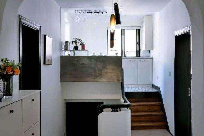 Charming 2BR Old House Next to W.Nanjing Station