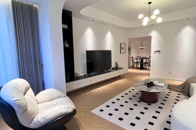 2Bedrooms with AC and floor heating near 'XuJiaHui' 17k cream style 
