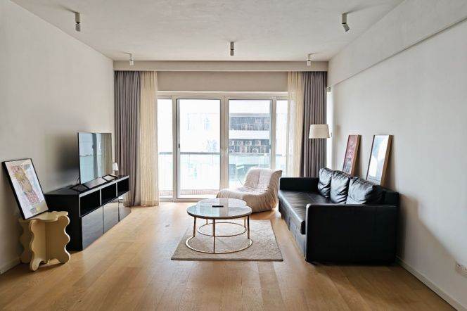 4BR 2BA High-rise w/Heating&Balcony nr Jing'an Temple
