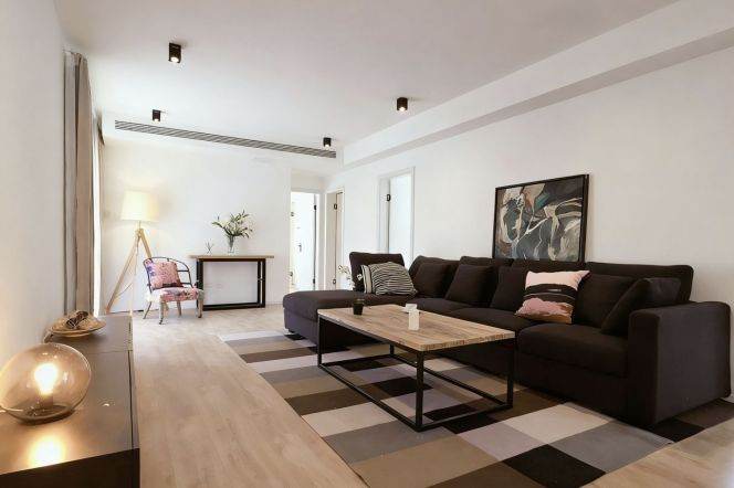 Xujiahui nice compound beautiful 3br 2bt apt big balcony