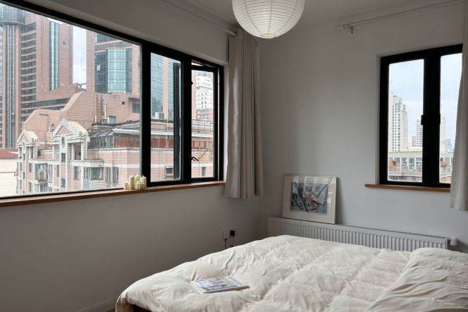 Modern 2Br-2bathr | Jiangsu rd Mt L2/11 | Floor heating + Open balcony | 18.8K