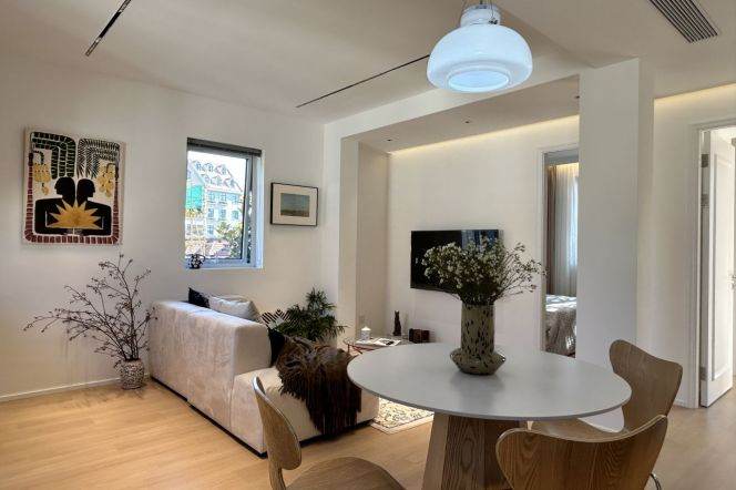 Green 2BR Apt + floor heating | Shanghai Library. Metro| Clean compound | 14.6K