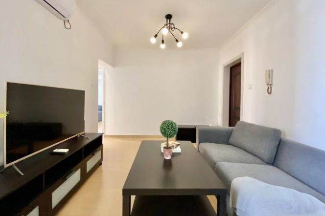 Elegant 2BR · Prime Jing’an Location | 10,800 RMB/month