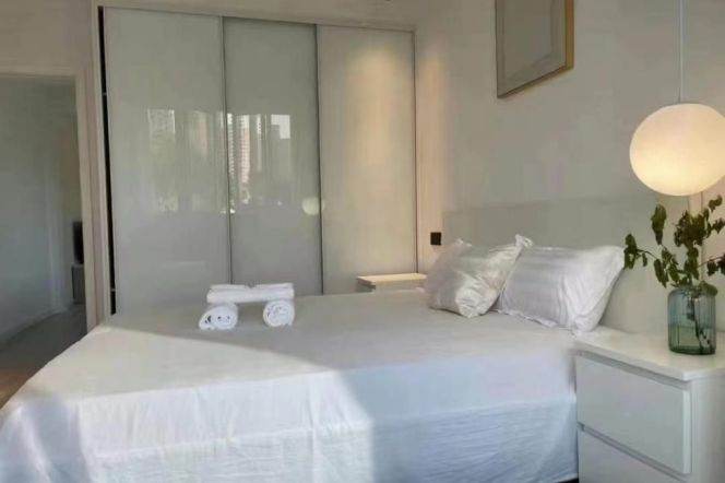 Nice one bedroom Apt+dryer+oven@L2/3/4Zhongshan Park
