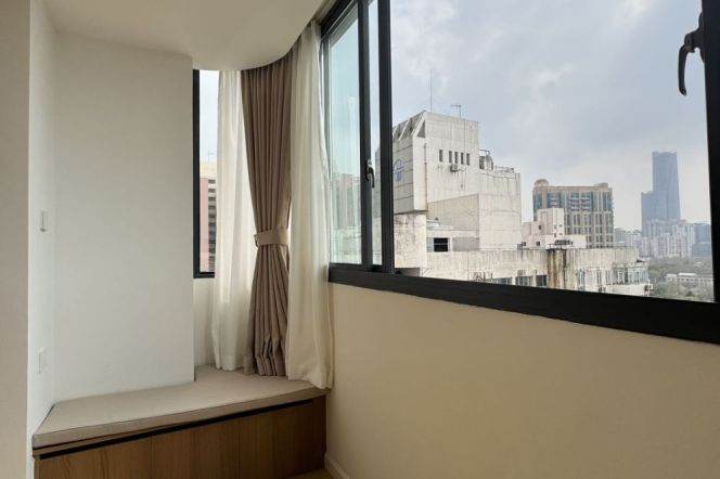 Highrise 1BR Apt + Floor heating +Elevator | Hengshan rd L1 Metro L1  | First rent