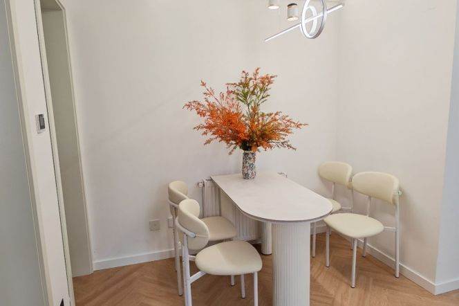 Valuable Panyu Rd/Fahuazhen Rd 2BR with Garden/Wallheating 9.5K