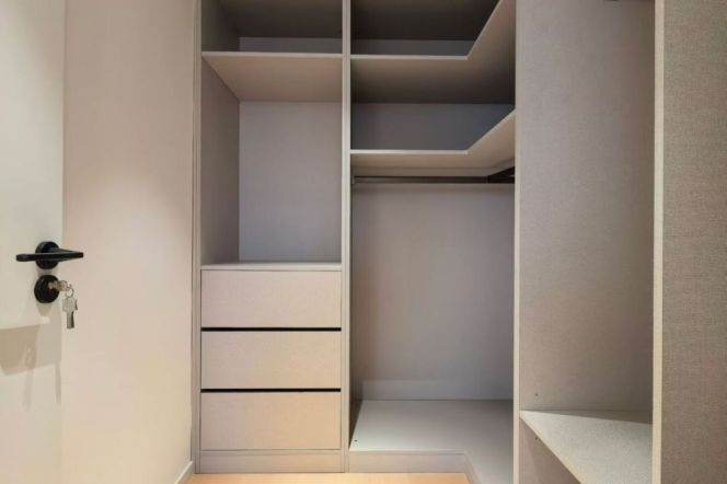 Ambassador Court — Sunny 3BR in Wutong District