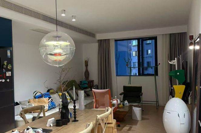 Jiangsu rd elevator 1BR apartment