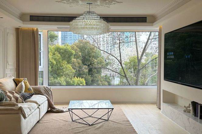 Suzhou creek, 1Terrace 2Br 2Ba 180Sqm, Changshou rd., L7/13