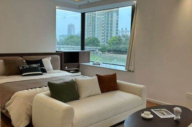 Elegant 170m² 3BR 2BA Residence nr Line 6, Tangqiao, Pudong