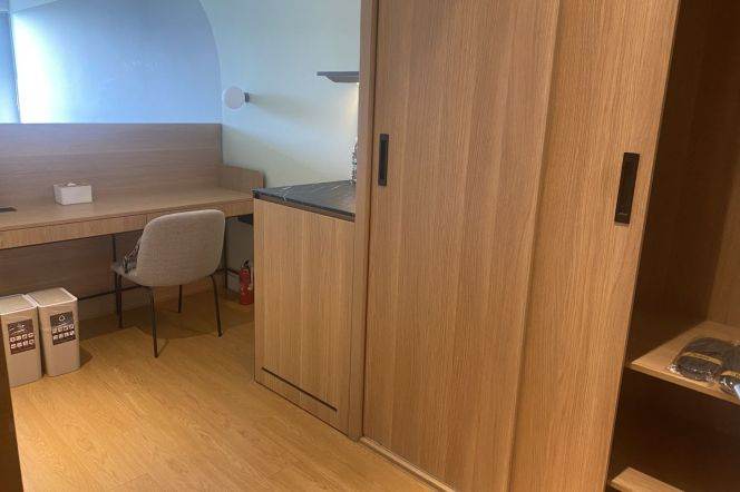 1Studio near line 8 and convenient to Fu'dan Uni can long and short term lease