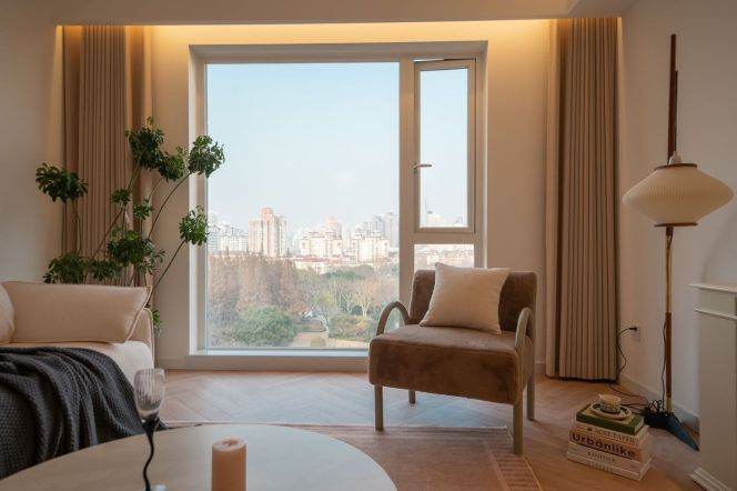 Elegant 3brs 2bath 170sqm - Prime Location-Line 2/3/4 Zhongshan Park 