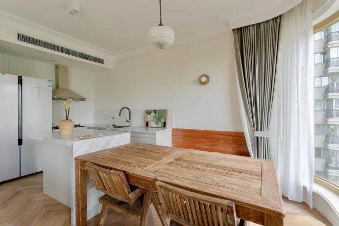 Exceptional 3BR 2BA 160m² w/Lujiazui Views nr Yu Garden