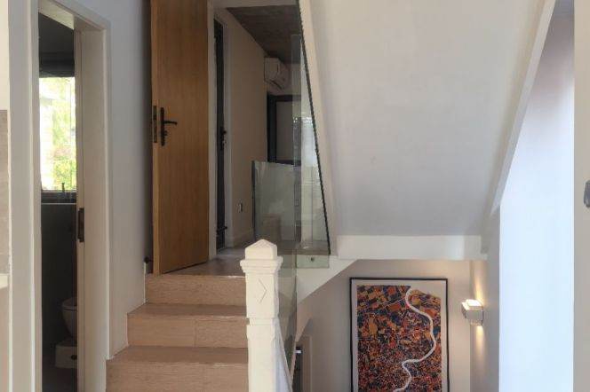 Decent 3br/2bt House with Terrace close to IAPM