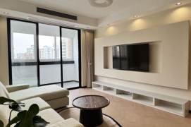 Modern&Spacious 2Br-2bathr + Balcony +Elevator | South Shanxi rd metro & Iapm
