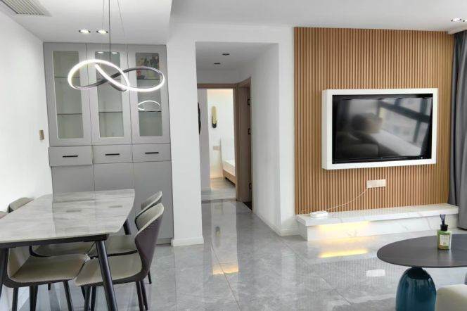 High Rise 2bedrooms Apt +floor heating+central AC+oven@Changping