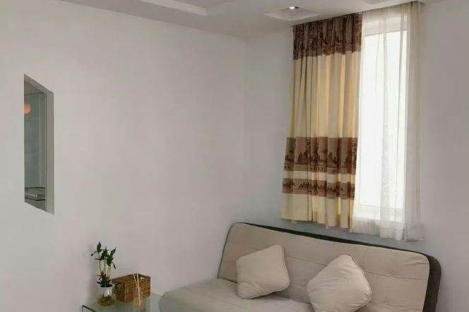 Cozy one bedroom Apt with balcony @L2/4Zhongshan Park