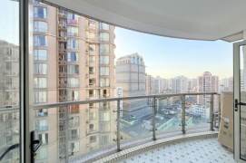 Good view, 3Br 2Ba 145Sqm, Jingan temple, L14