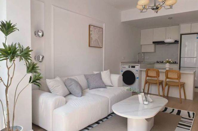 Lovely one bedroom elevator Apt+floor heating+oven+central AC@Jiangsu Rd