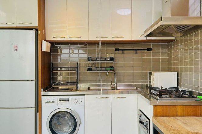 Valuable Hengshan/Wuxing Rd 2BR+2BA with Garden/Oven 12.5K 