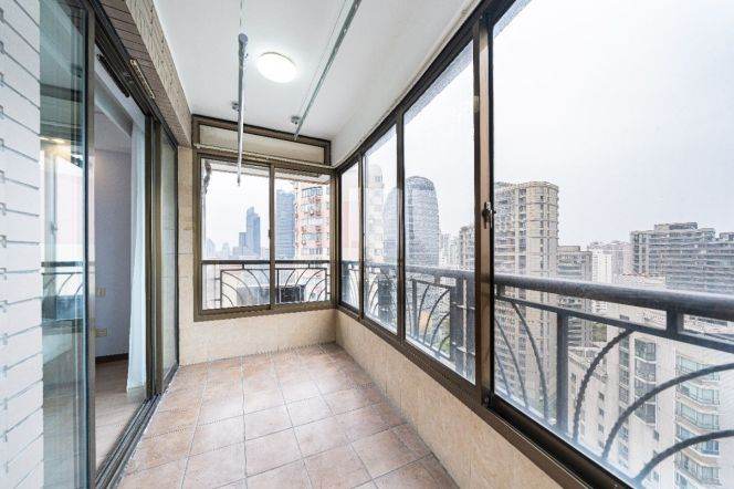 Premium 3+1 BR · Xujiahui Core