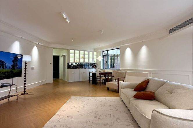 3br,150sqm, next to subway L3,4,10Hongqiao& L11Jiaotong Uni,19k