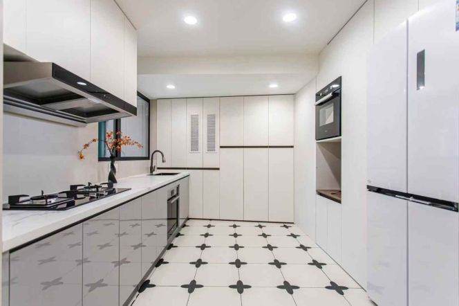 2BR 2BTH w/ Gym & Pool nr ChangPing RD M7