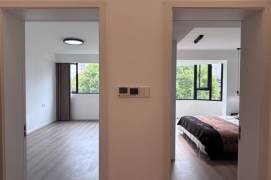 2Bdrs 2Baths/Spacious&New&Bright /Nice Compound/13 Jiang Ning Rd/open Balcony/lift